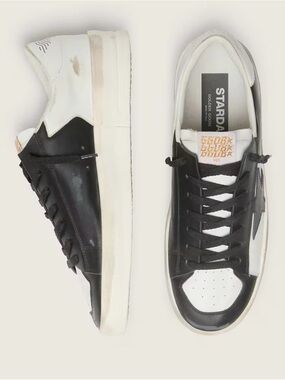 Golden Goose Men’s Black and White Stardust Low-Top Sneakers